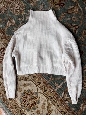 Wilfred 100% Merino Wool Cropped Turtleneck Sweater